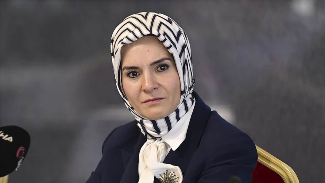 Foto - Bakan Göktaş’ı çileden çıkartan "seçmece çocuk" talebi: "Bu bir sipariş değil" diyerek isyan etti