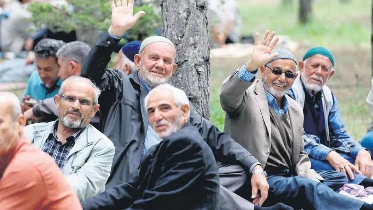 Foto - Bakan Memişoğlu: Yaş ortalamamız 78,5'e yükseldi Hızla yaşlanıyoruz