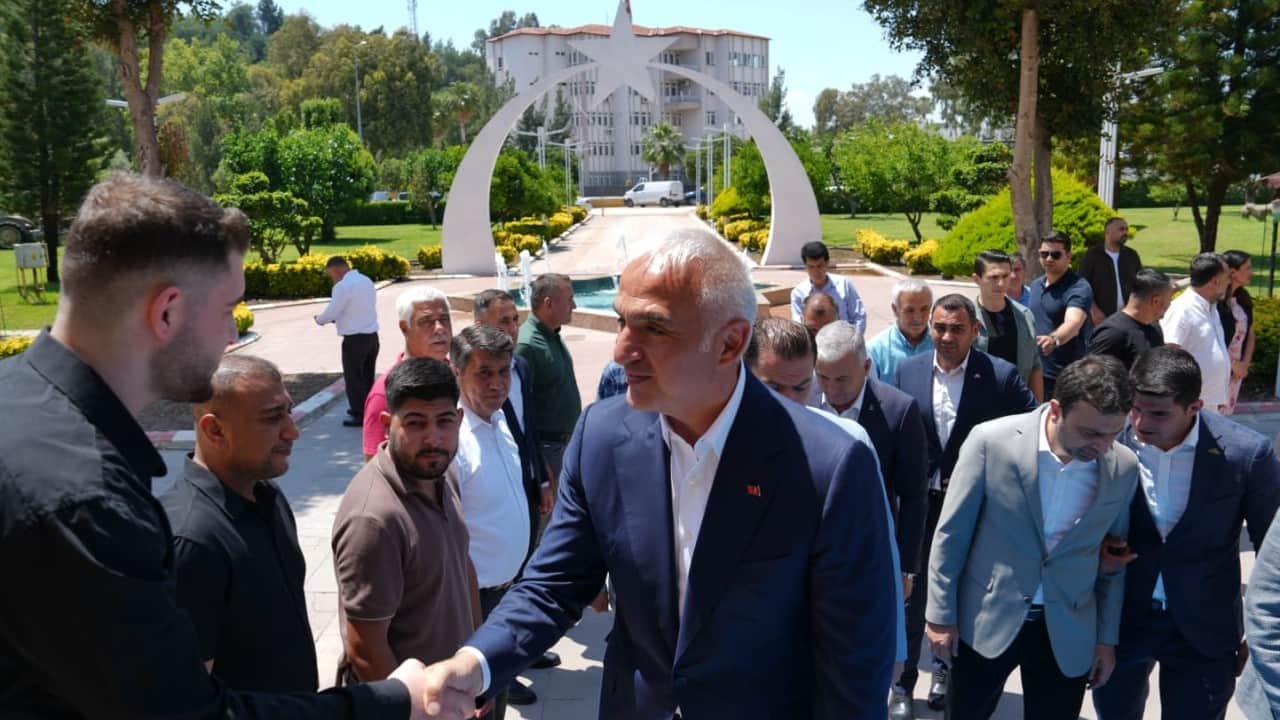 Foto - Bakan Nuri Ersoy'dan yeni evlenen çifte sürpriz