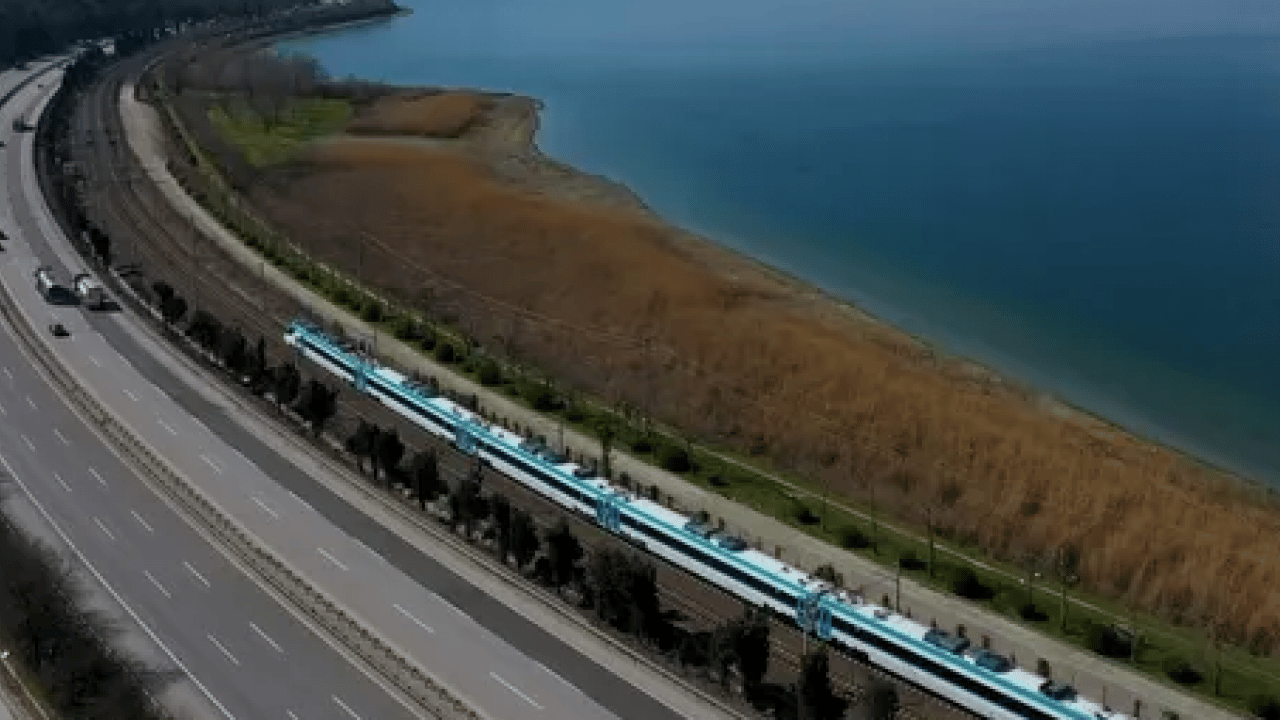 Foto - Bakan Uraloğlu duyurdu: Yerli hızlı trende rekor hız! Saatte 225 kilometreye çıktı