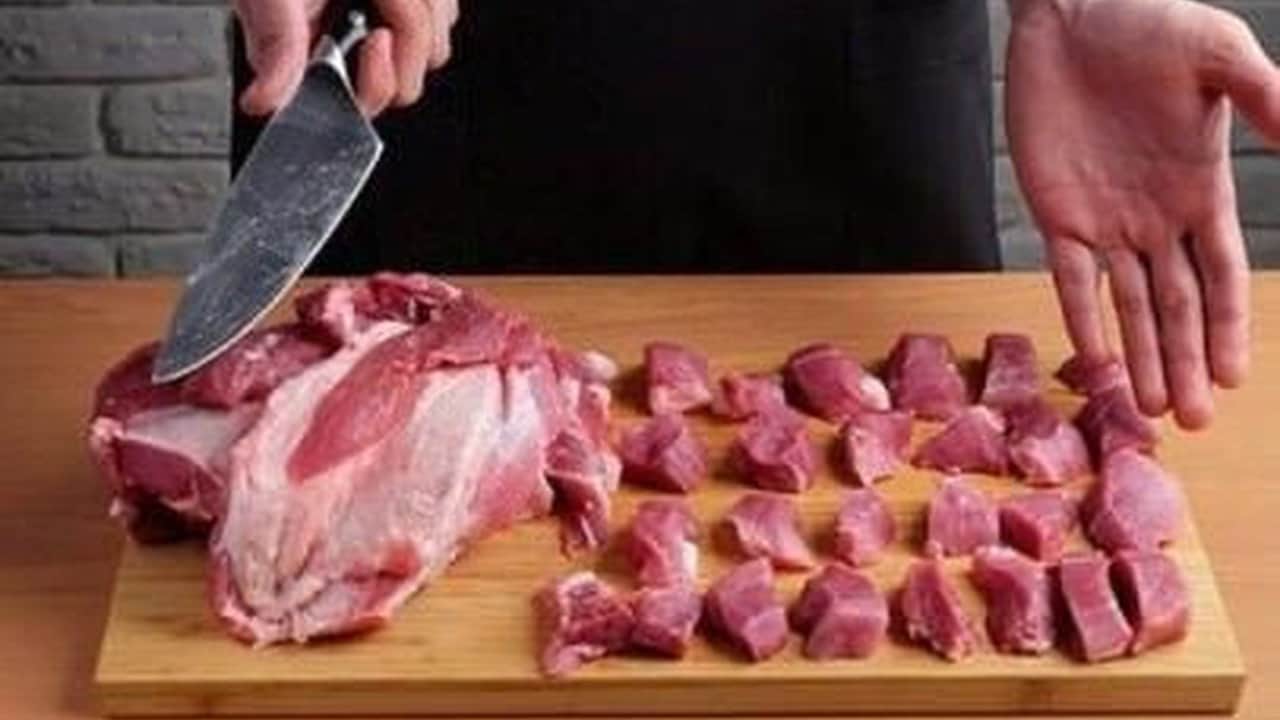 Foto - Bakanlık tek tek açıkladı! İşte en sık görülen 10 gıda hilesi: Sucuk ve salamda domuz eti