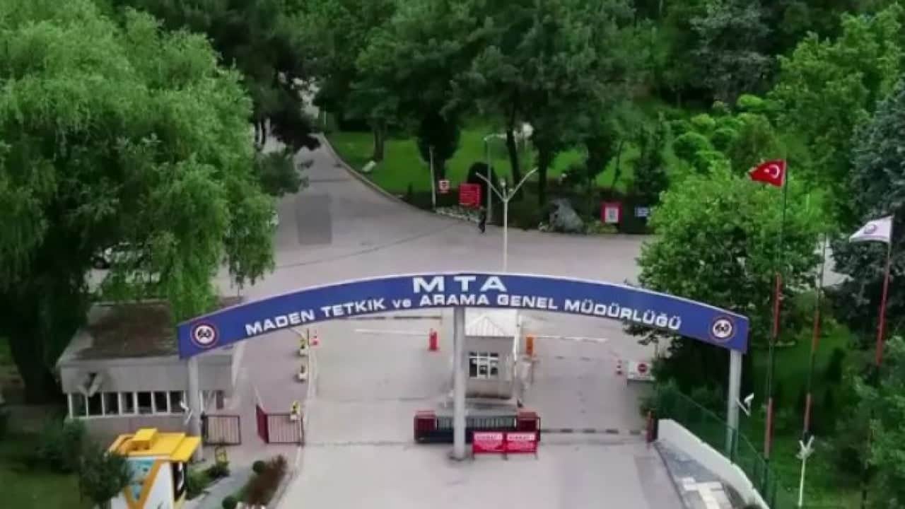 Foto - Bakanlık Türkiye'ye duyurdu: Ünlü şirketin tüm ihalelere girişi yasaklandı