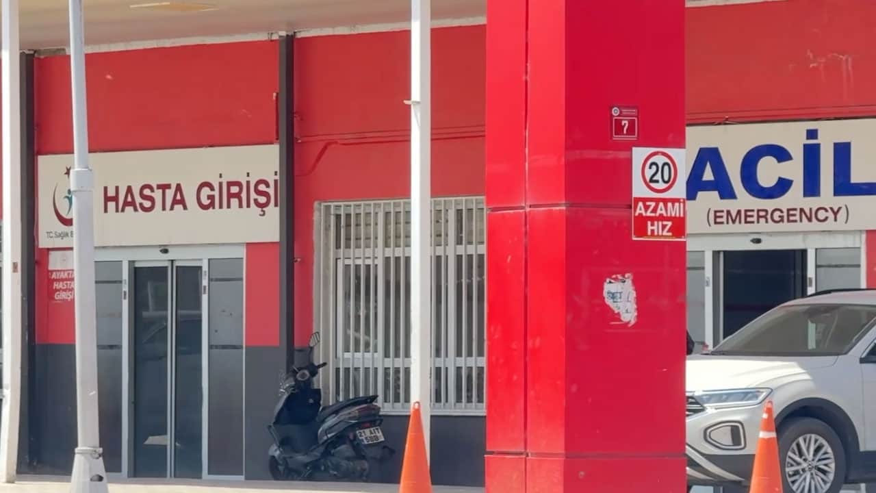 Foto - Diyarbakır'dan çok kötü haber: Kedinin ısırdığı çocuk entübe edildi!
