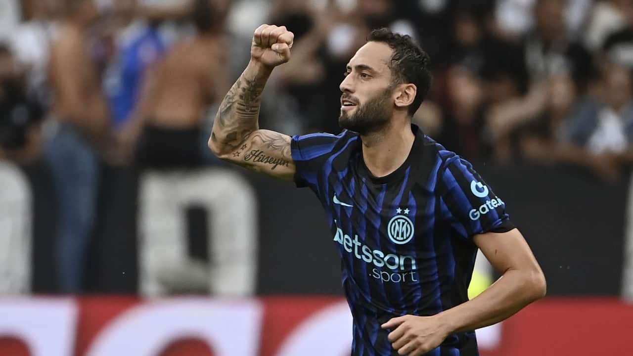Foto - Başladılar: Sonunda Hakan Çalhanoğlu'nun bonservisi belli oldu! Galatasaray'da beklenen son...