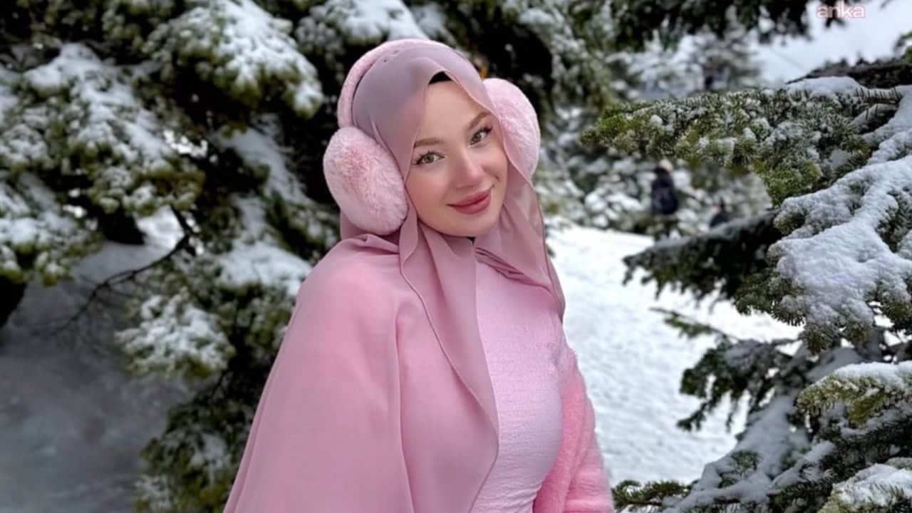 Foto - Başörtüsünün izzetini ayaklar altına alan sözde fenomenden mesaj var! Fatma Soydaş’a cezaevi şartları ağır geldi, işte pişmanlık dolu ilk sözleri