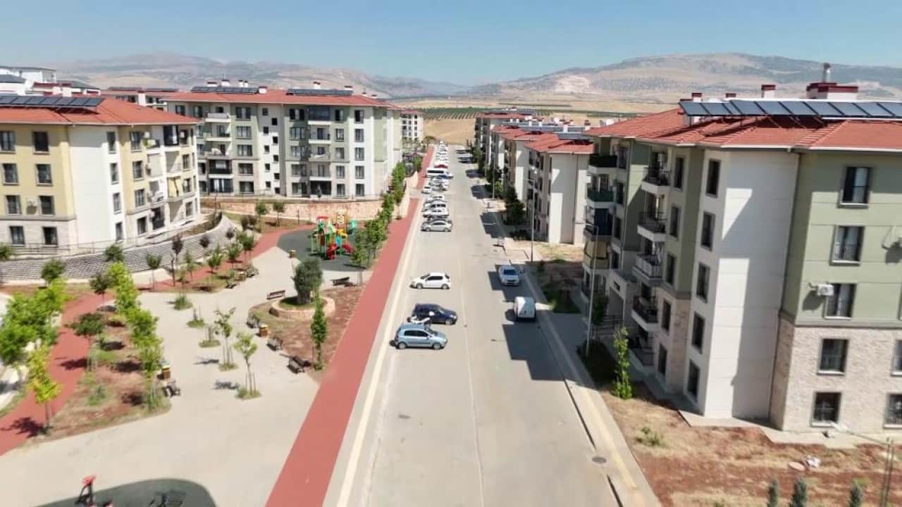 Foto - Baykar konutları güven veriyor Depremzededen tam not