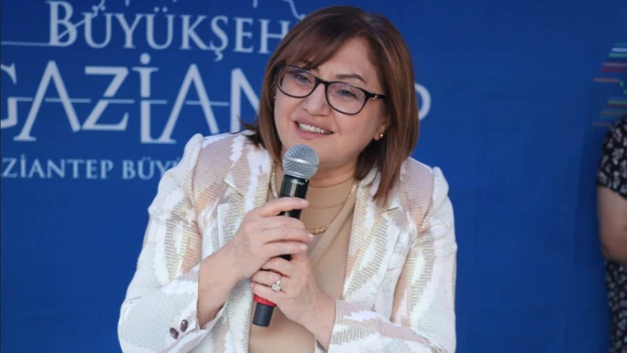 Foto - Bey Mahallesi Sanat Sokağı hizmete açıldı! Başkan Şahin: Tarihi mirasımızı koruyoruz
