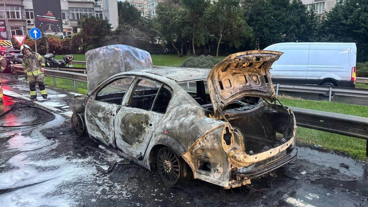 Foto - ‘Bir şey olmaz’ demeyin Bu hatalar araçları cayır cayır yakar