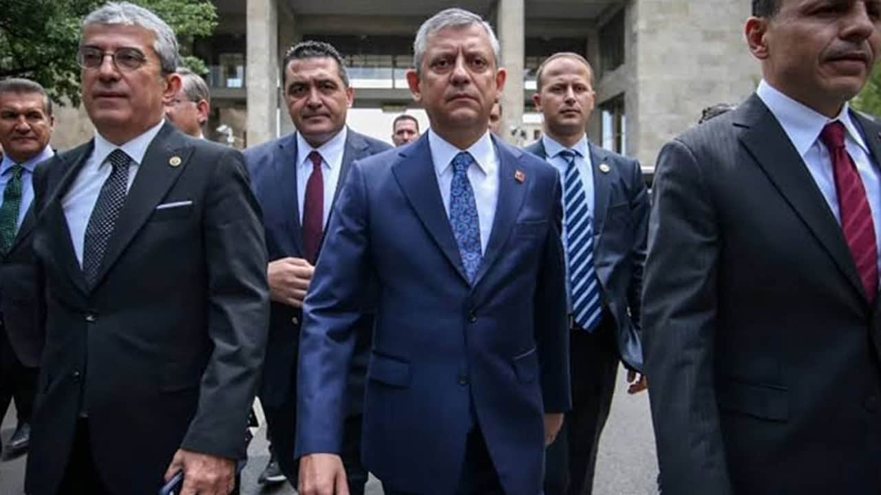 Foto - ‘Bizim ölçtüğümüz oran…’ Muhalif anketçiden Yeni Parti itirafı