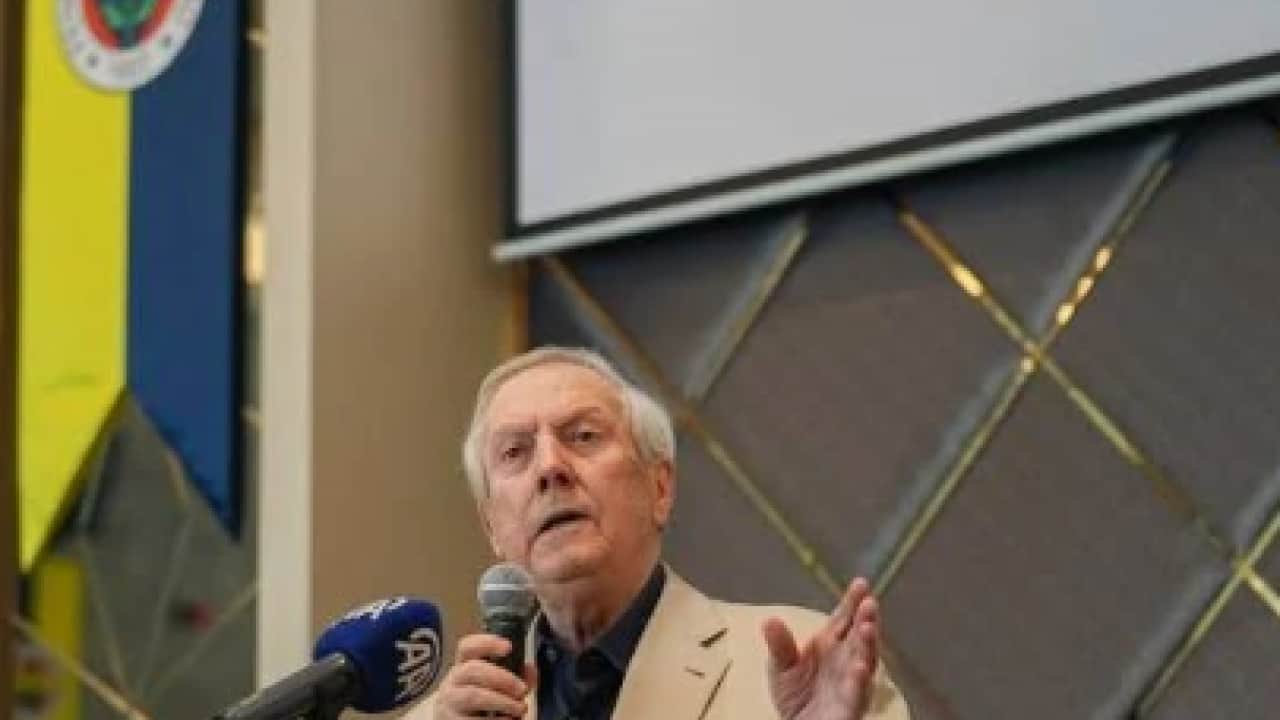 Foto - Bomba transferde mutlu son! Aziz Yıldırım'ın 'bitiririz' dediği golcüyle anlaşmaya varıldı