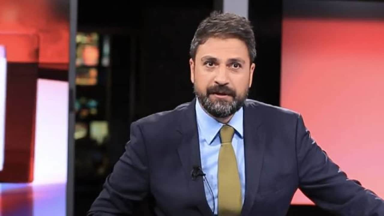 Foto - Boşanma aşamasındaki karısı aniden ölmüştü! Ünlü spiker Erhan Çelik, sessizliğini bozdu