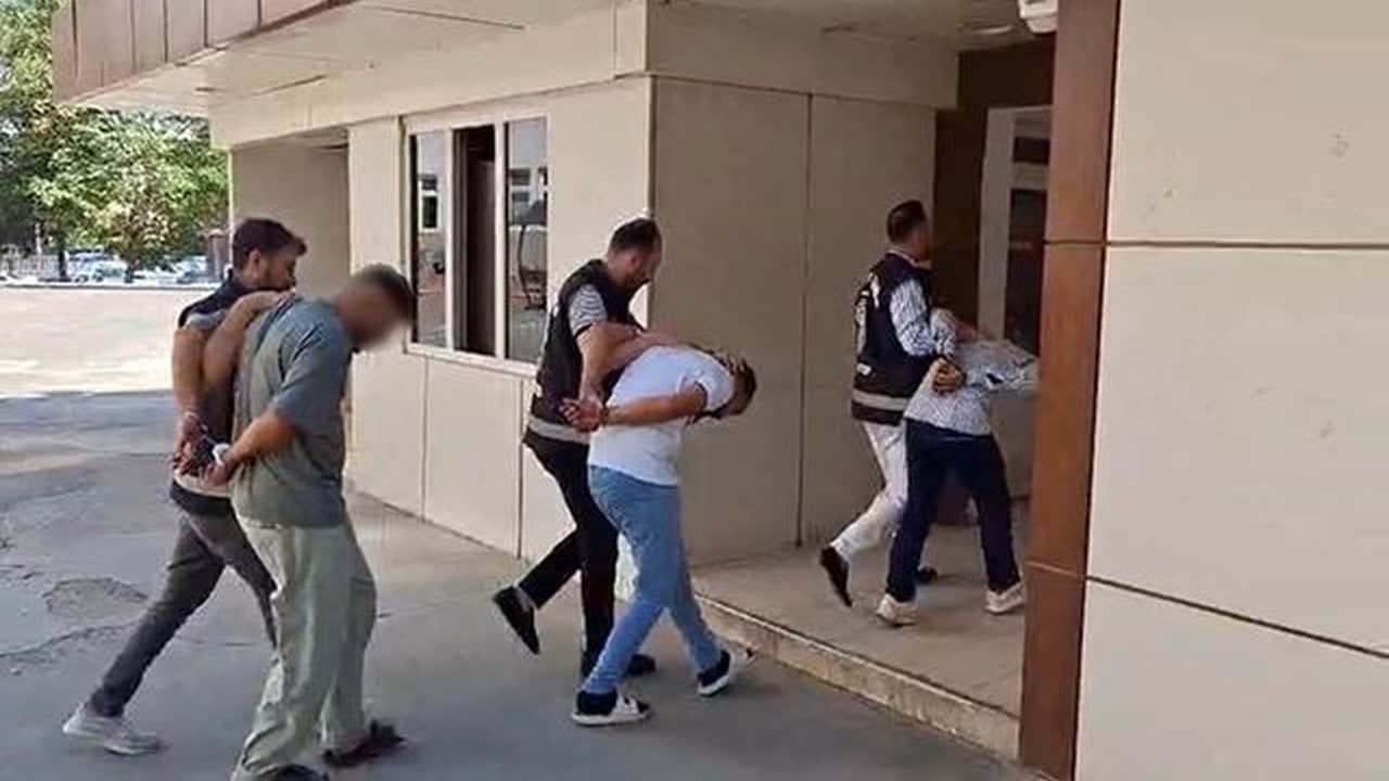 Foto - Boyacı, tesisatçı, berber ve kalfa... Engelli genç kıza istismara 5 tutuklamada iğrenç itiraf