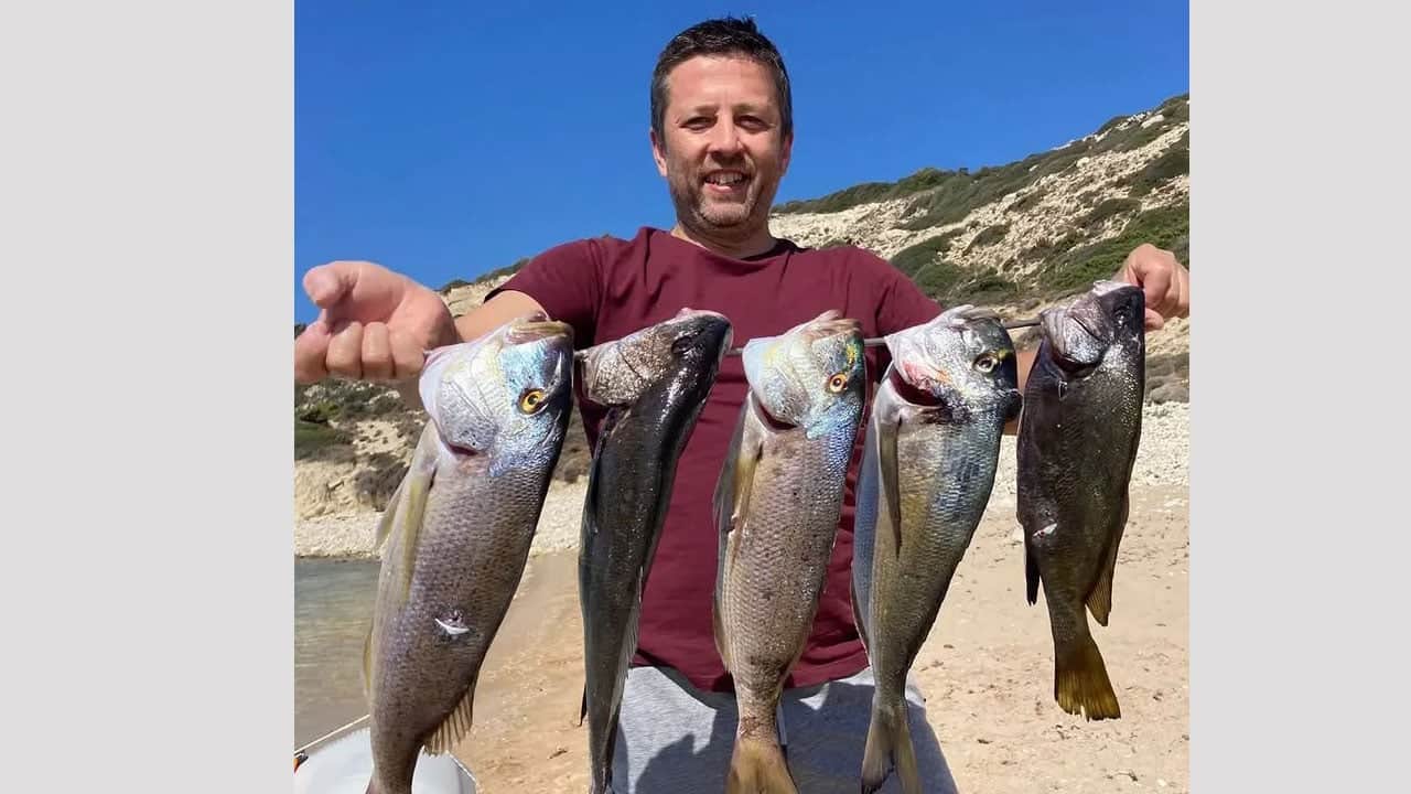 Foto - Bozcaada’da Uğur Savaş aranıyor! Zıpkınla avlanmak için denize girdi, bir daha çıkmadı