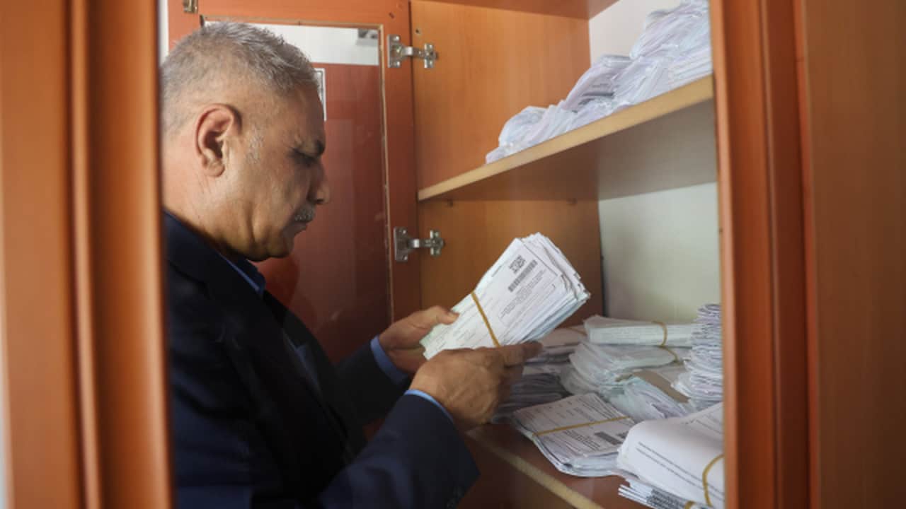 Foto - "Bu nasıl iş" diyerek resmi kurumlara çağrı yaptı! Türkiye’nin en büyük mahallesinin muhtarının resmen feleği şaştı