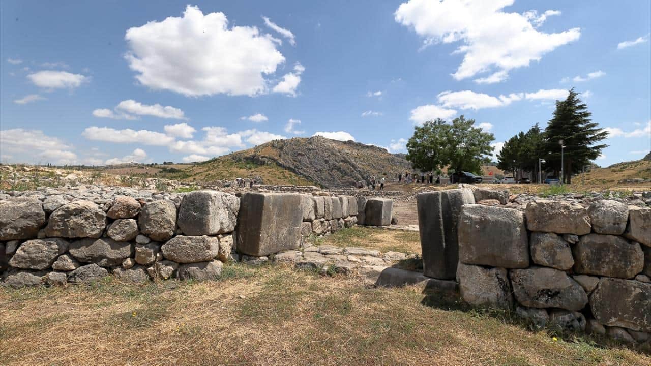 Foto - Burası 3 bin 500 yıllık mahalle! Hitit yapıları restore ediliyor