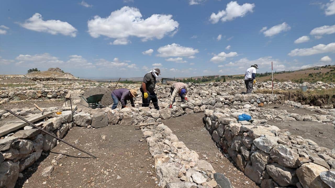 Foto - Burası 3 bin 500 yıllık mahalle! Hitit yapıları restore ediliyor