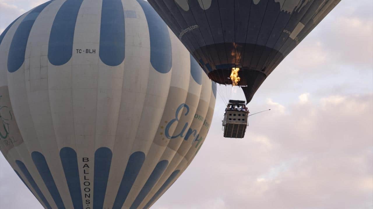 Foto - Burası Pamukkale! Balonlar gökyüzünü, gece müzeciliği tarihi canlandırıyor
