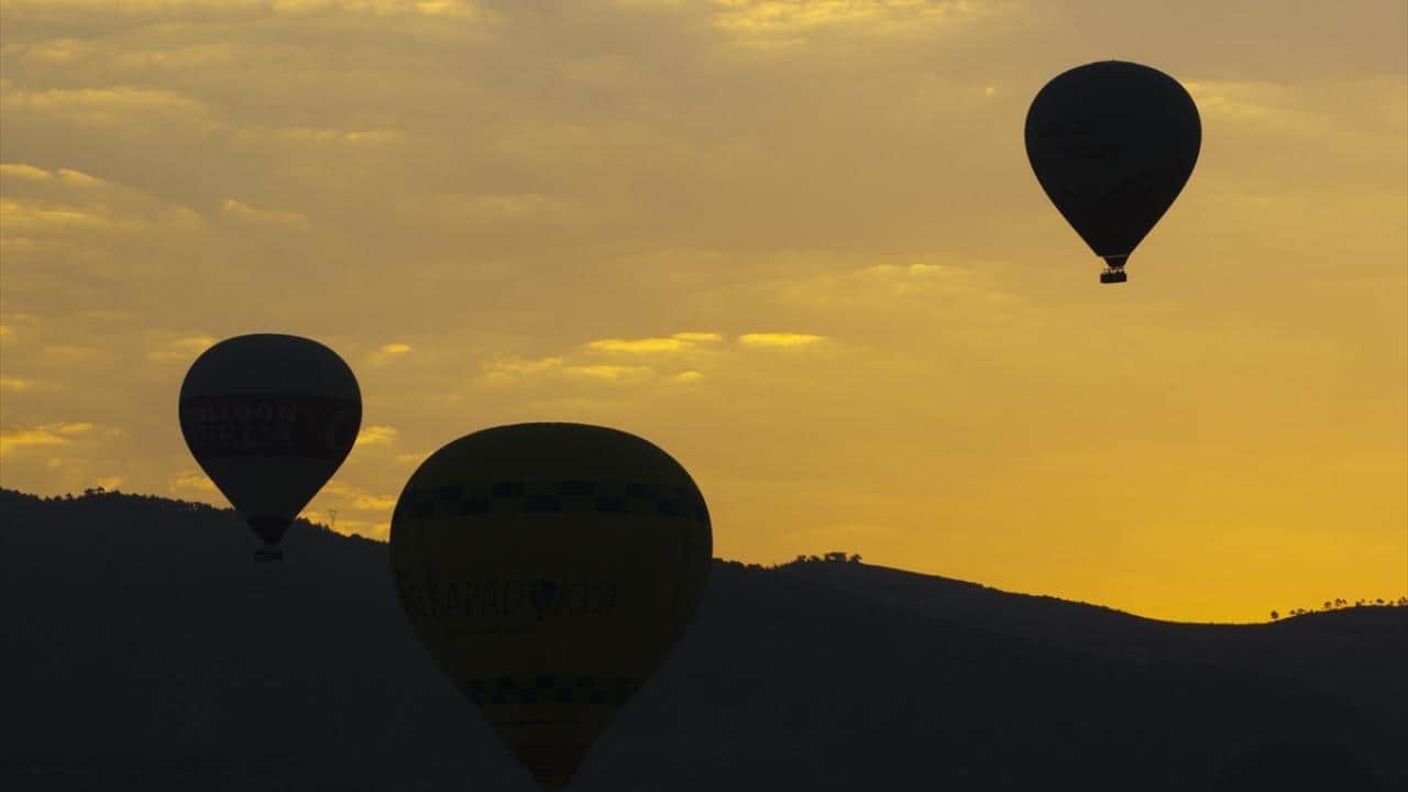 Foto - Burası Pamukkale! Balonlar gökyüzünü, gece müzeciliği tarihi canlandırıyor