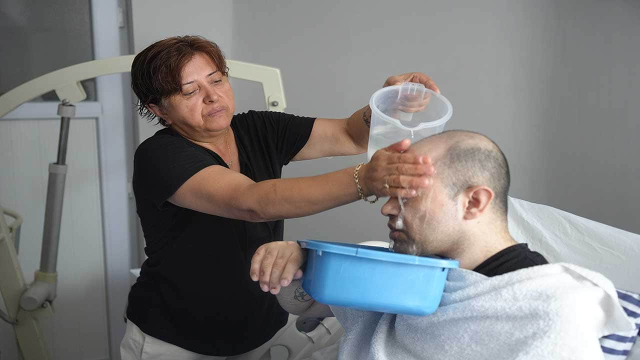 Foto - Bürokratik engel felçli gencin hayatını zindana çevirdi! Cihazı kapanınca ağrılar içinde feryat etti!