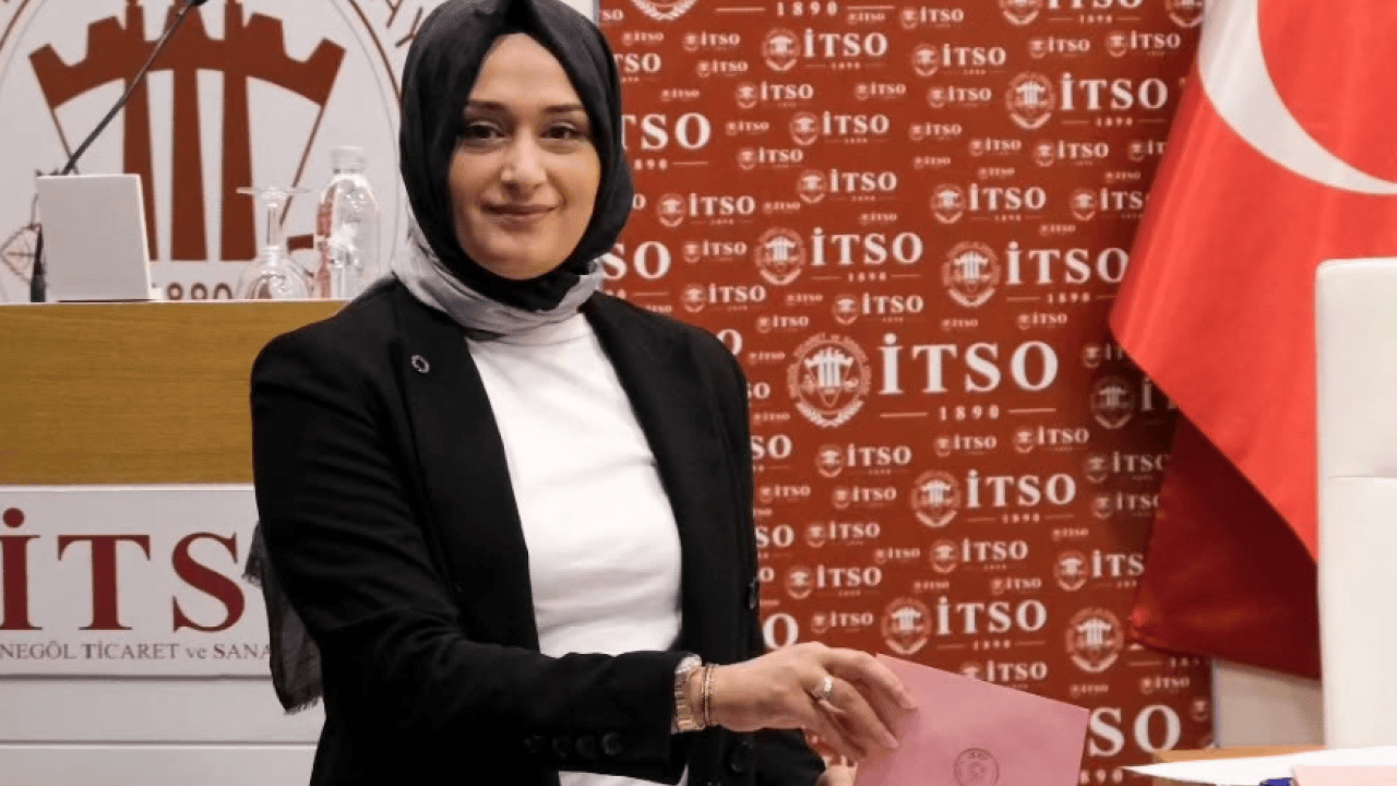 Foto - Bursa'da kadın girişimciden dev başarı: Çin'in elinden pazarı kaptı! İnegöl’den dünyaya tekstil ihraç ediyor