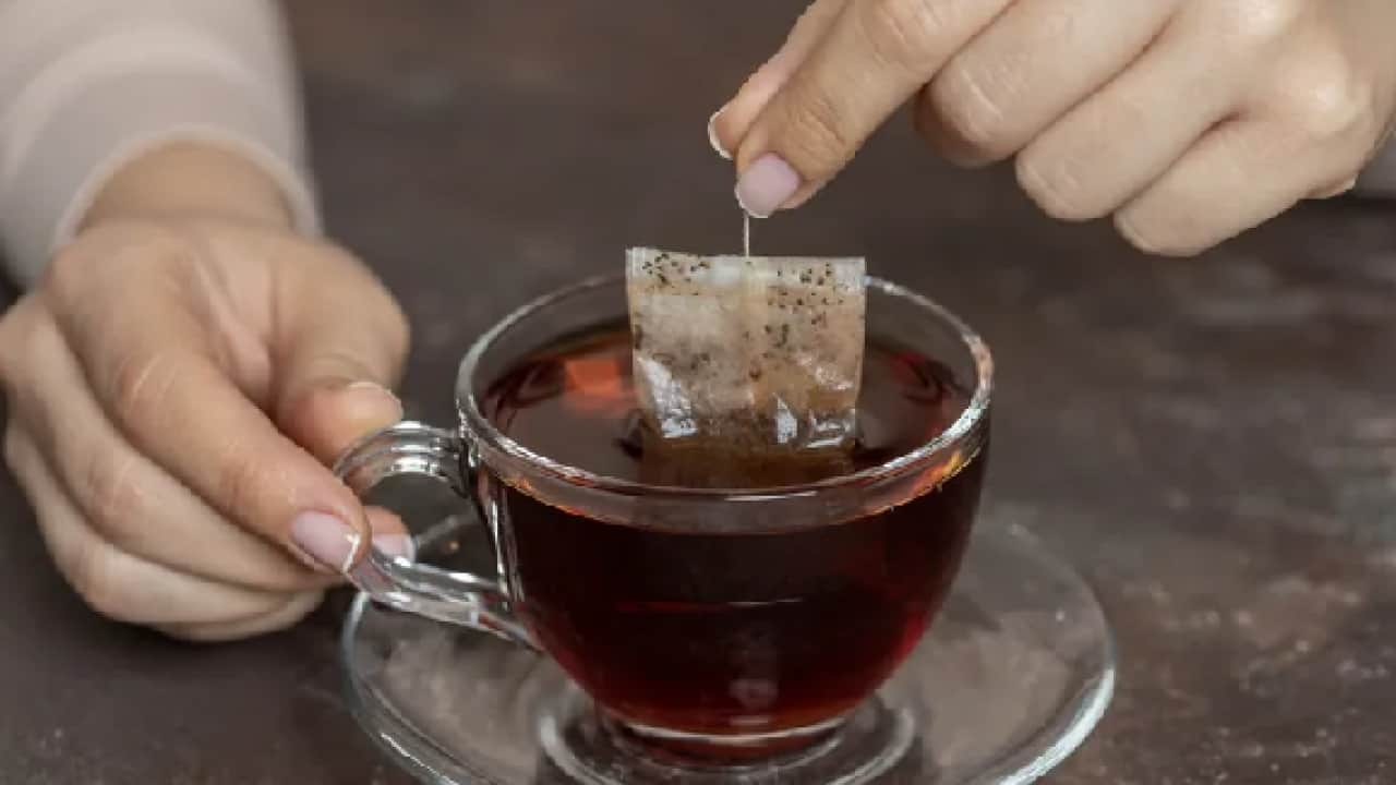 Foto - Çay değil plastik içiyorsunuz! En sağlıklı çay demleme yöntemi açıklandı