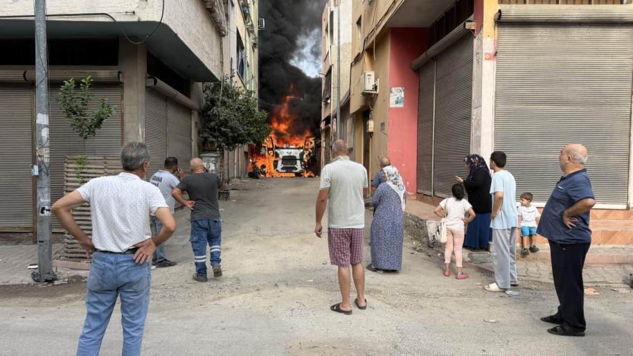 Foto - CHP’li belediyelerin liyakatsizliğine vidanjör bile isyan etti Çay içerken yandı mahalleli ucuz kurtuldu