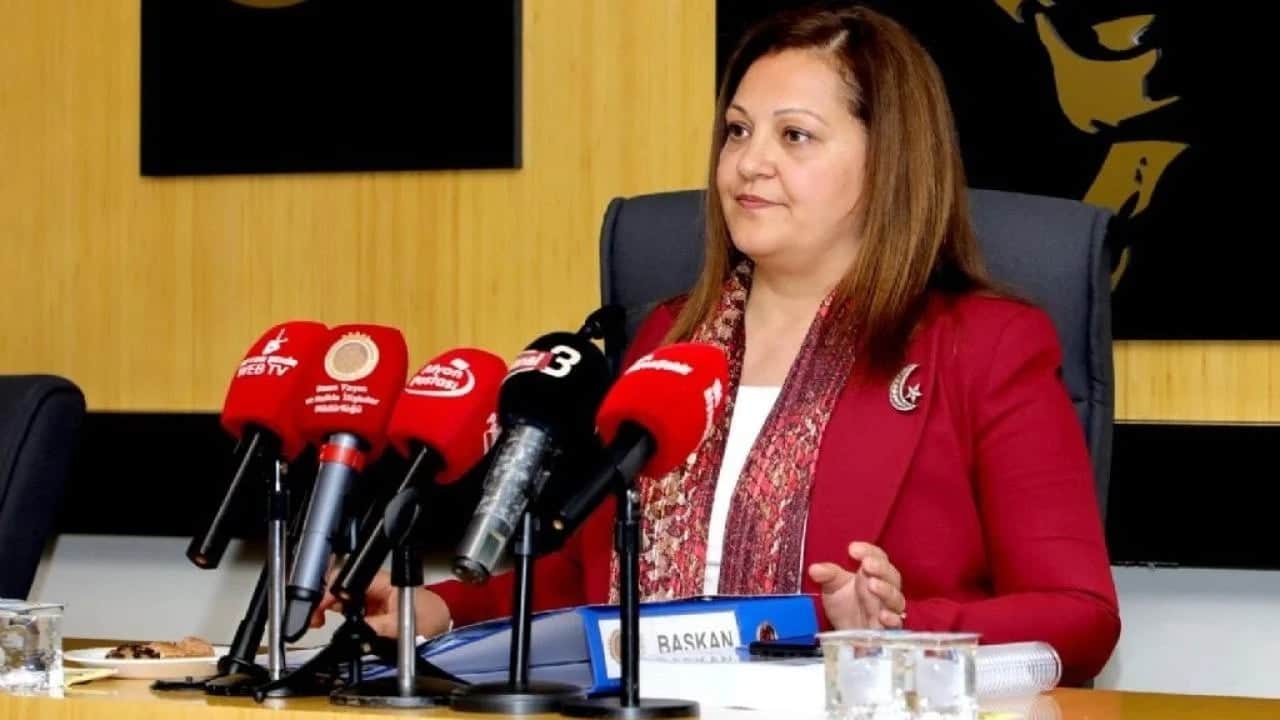 Foto - CHP’nin ağır topu Burcu Köksal AK Parti’ye mi geçiyor? Ve merakla beklenen son kararını verdi