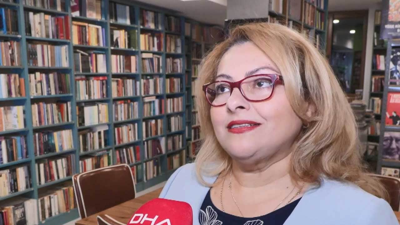 Foto - Çiçek Pasajı'nda tabela tartışması! Tarihi yapılar reklam panosu değil