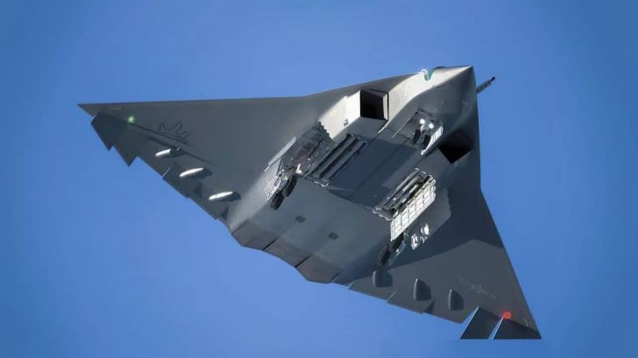 Foto - Çin’in gizemli savaş uçağı J-36 yeniden görüntülendi