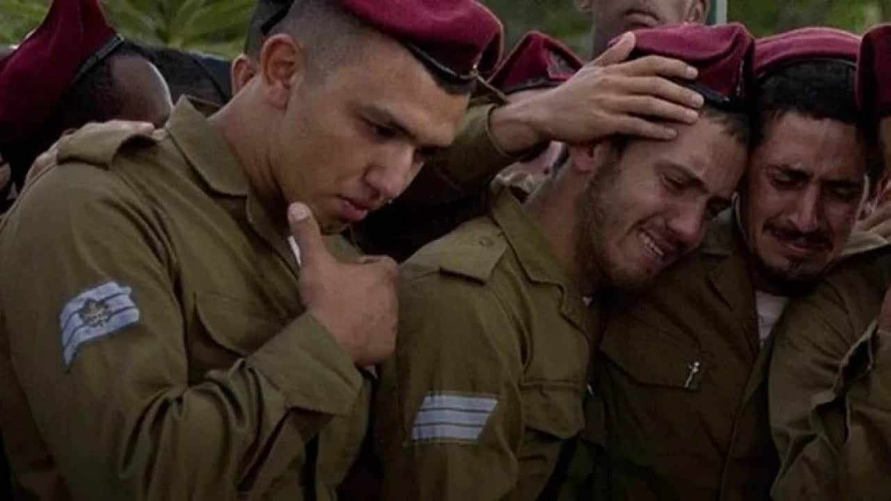 Foto - Çok sayıda arkadaşının cehenneme postalandığını gördü: Bir asker daha kafasına sıktı