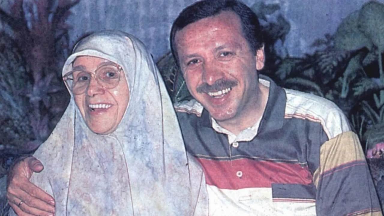 Foto - Cumhurbaşkanı Erdoğan'dan Anneler Günü mesajı: Annelerimizin gayretleriyle 'Türkiye Yüzyılı' idealimize ulaşacağız