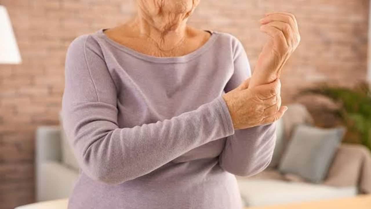 Foto - D vitamini kullanmak tek başına yetmiyor! İleri yaşta bu tehlike gözden kaçıyor