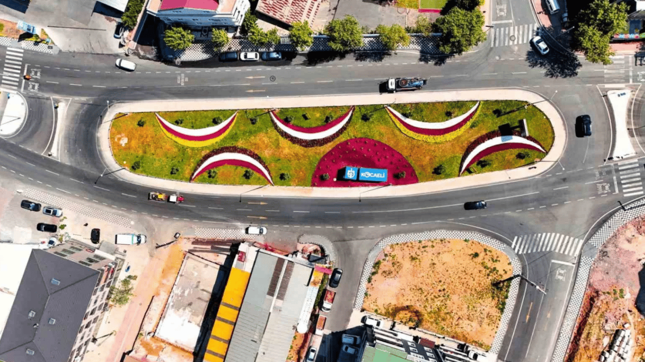 Foto - Darıca’da ulaşım nefes aldı: Kavşak düzenlemesi trafiğe merhem oldu