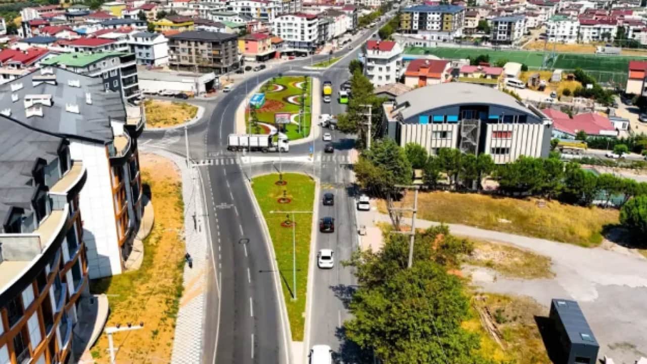 Foto - Darıca’da ulaşım nefes aldı: Kavşak düzenlemesi trafiğe merhem oldu