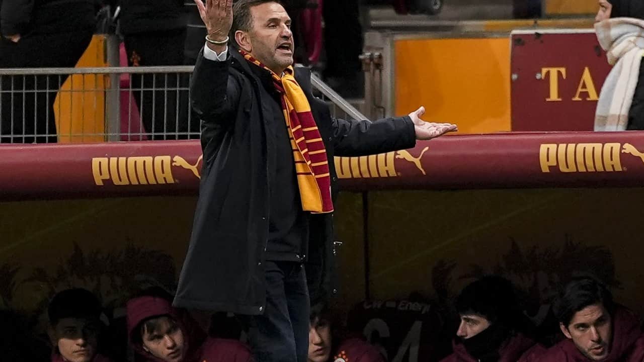 Foto - Defans hattı hallaç pamuğu gibi dağılınca... Galatasaray defansını toplamaya geliyor