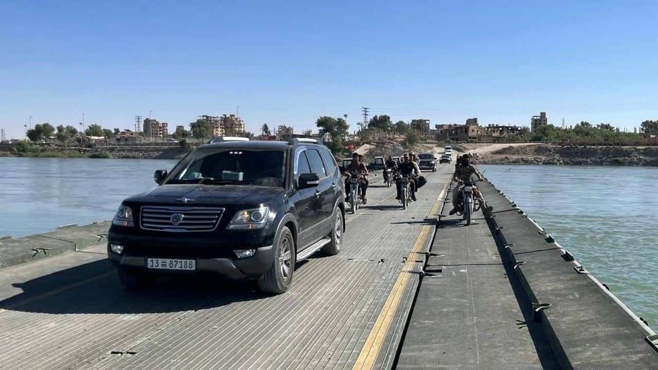 Foto - Defne Kardeşlik Köprüsü’nde araç ve yaya trafiği Mehmetcik inşa etti bölge halkı ihya oldu