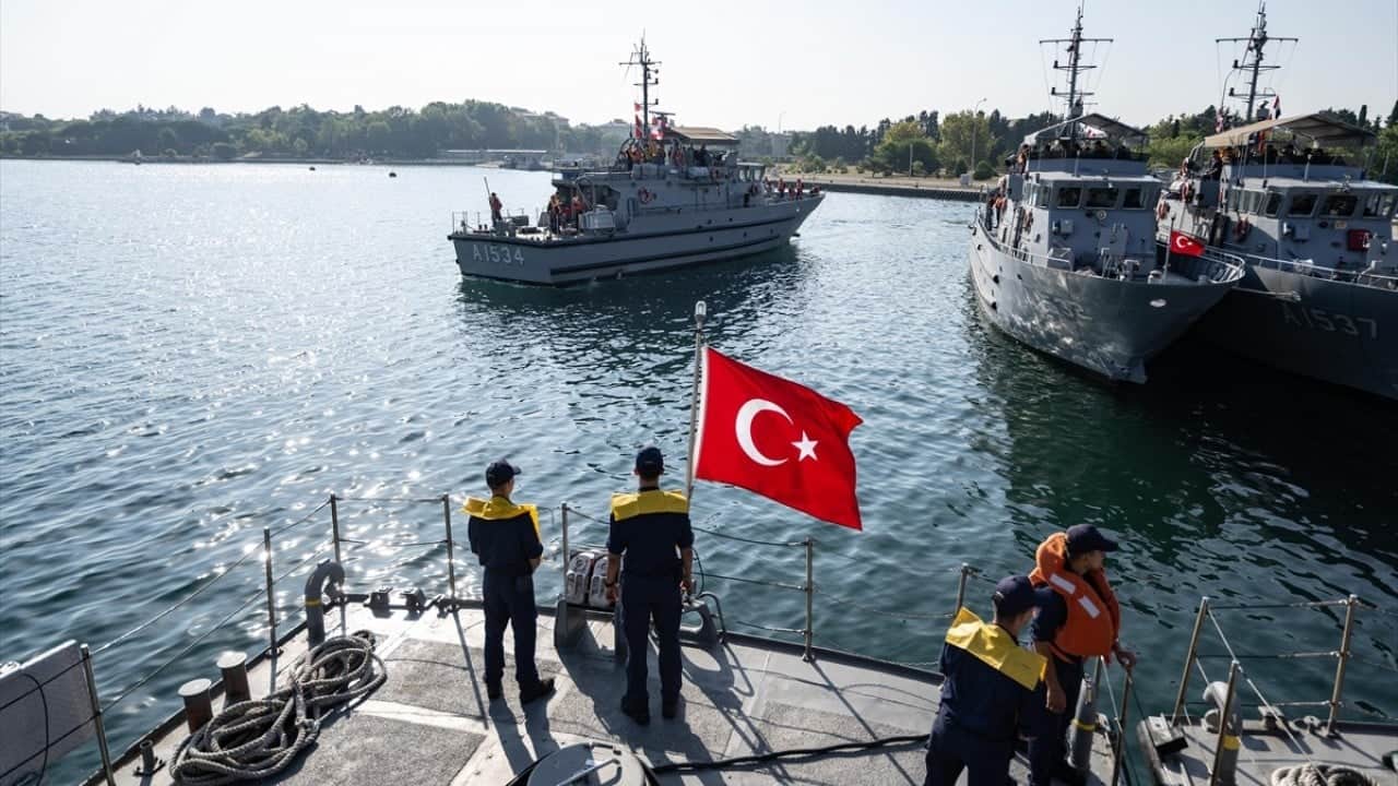Deniz Harp Okulunda zorlu eğitim Donanmanın yeni neferleri vatan için göreve hazır