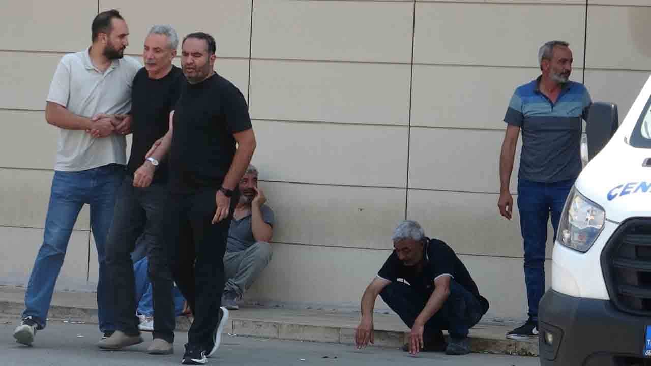 Foto - Denizde can veren iki gencin cenazesi teslim alındı: ‘Ciğerimi yaktın babam’ feryadı yürekleri dağladı
