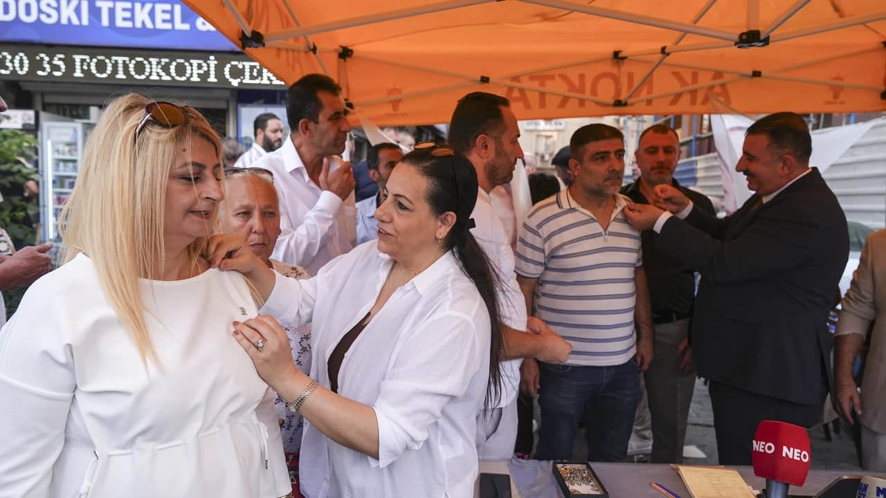 Foto - Deprem üstüne deprem: 20 yıllık isim dahil 500 kişi birden AK Parti'ye geçti