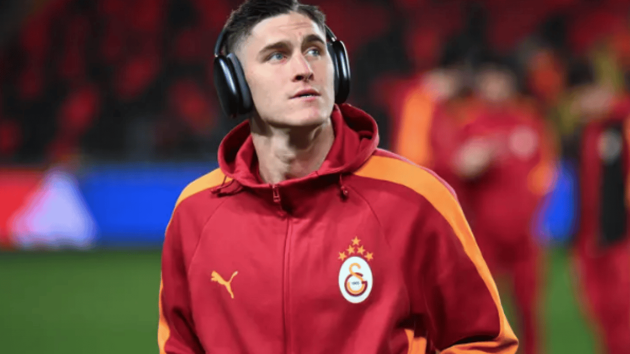 Foto - Devler harekete geçtiler ama... Galatasaray'da en çok teklif alan kim? Yanıtı ilginç