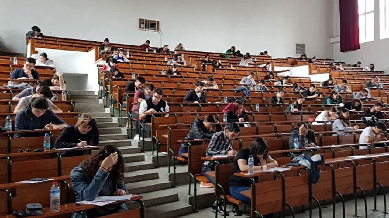 Foto - Dikkat! Üniversiteler bir ay erken kapanacak!