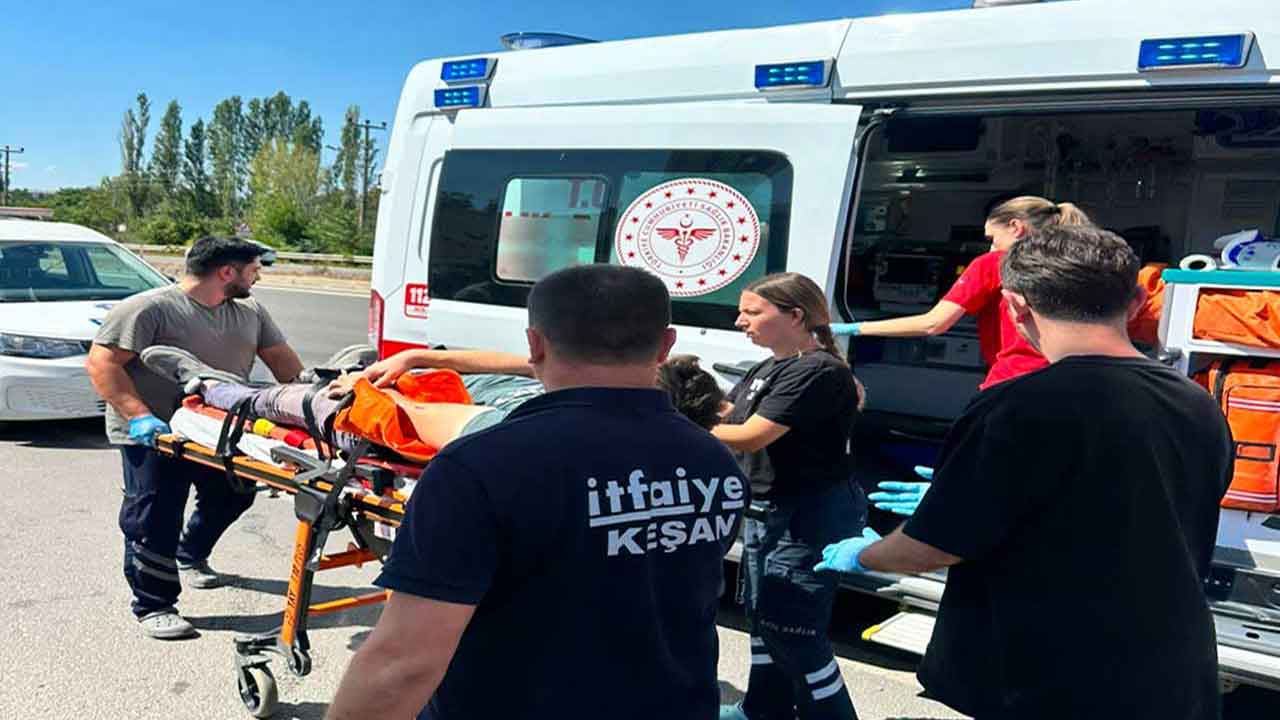 Foto - Direksiyon başında uyuyakaldı! Faciadan kıl payı dönüldü!