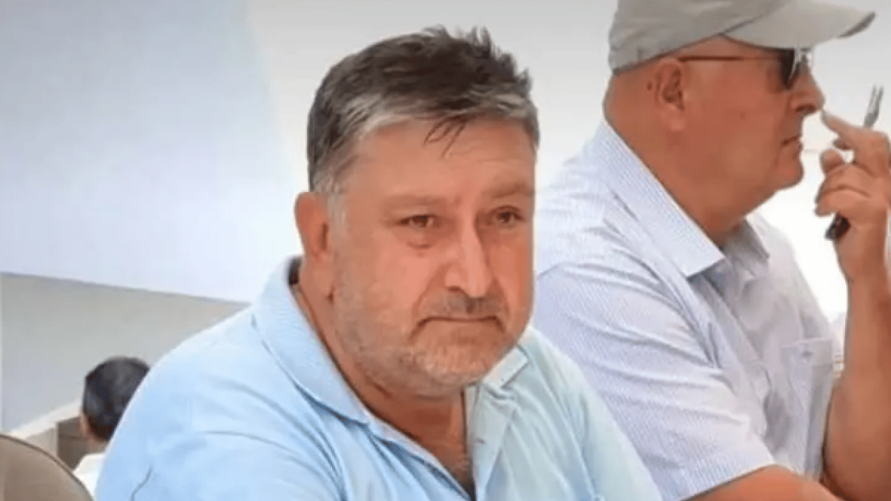 Foto - Diziyi bırakıp eski mesleğine döndü! Cenazede ortaya çıktı!