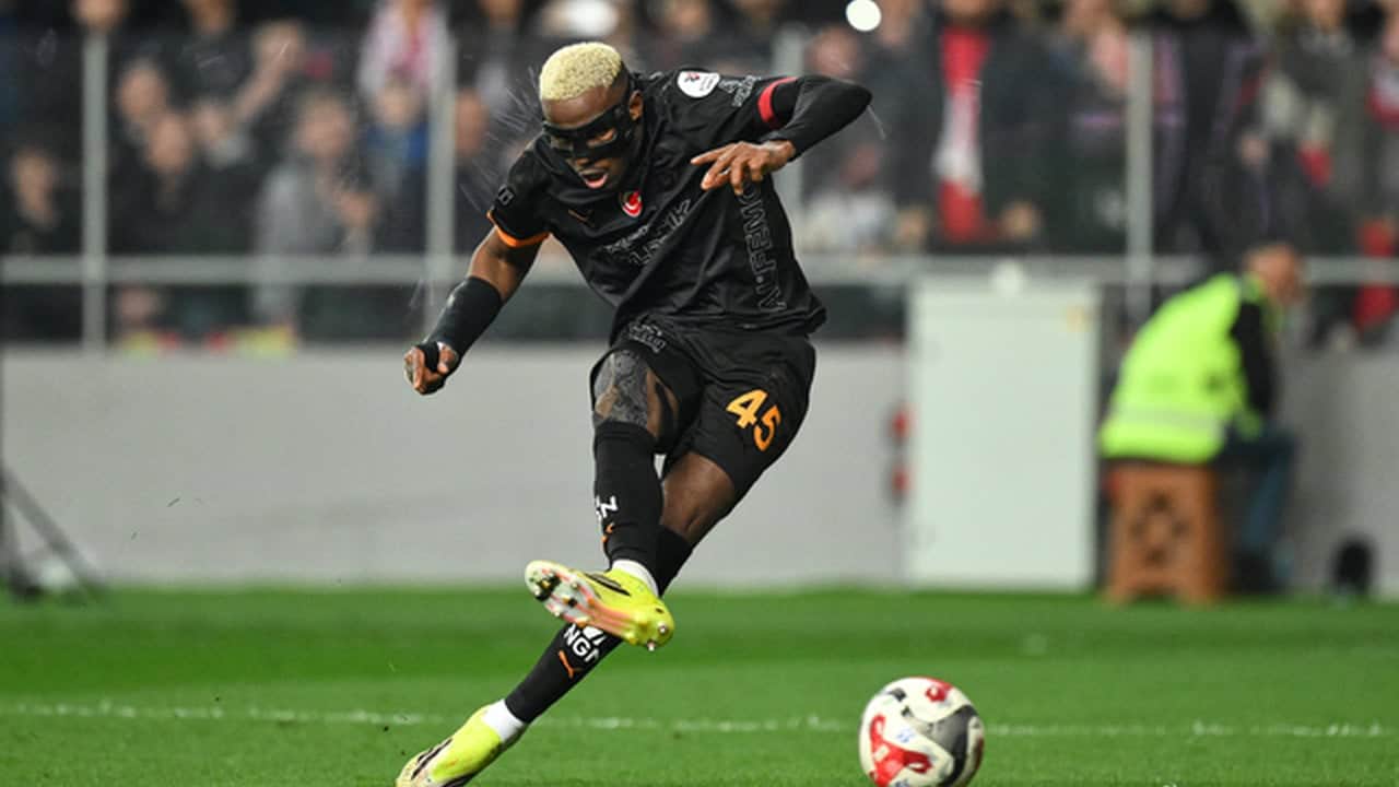 Dünya devinden, Osimhen için ağızları açık bırakan hamle! Futbol tarihine geçebilir
