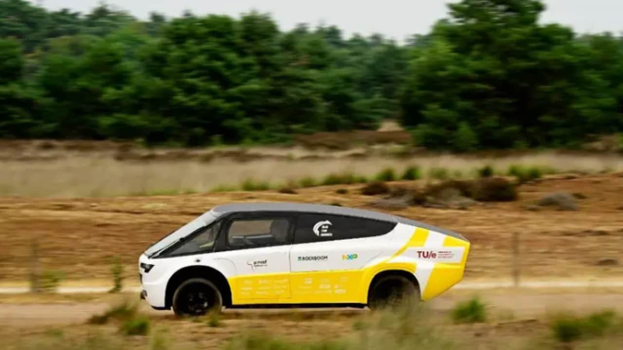Yola çıkmak için güneşi bekliyor! Tek seferde 715 km yol gidiyor!