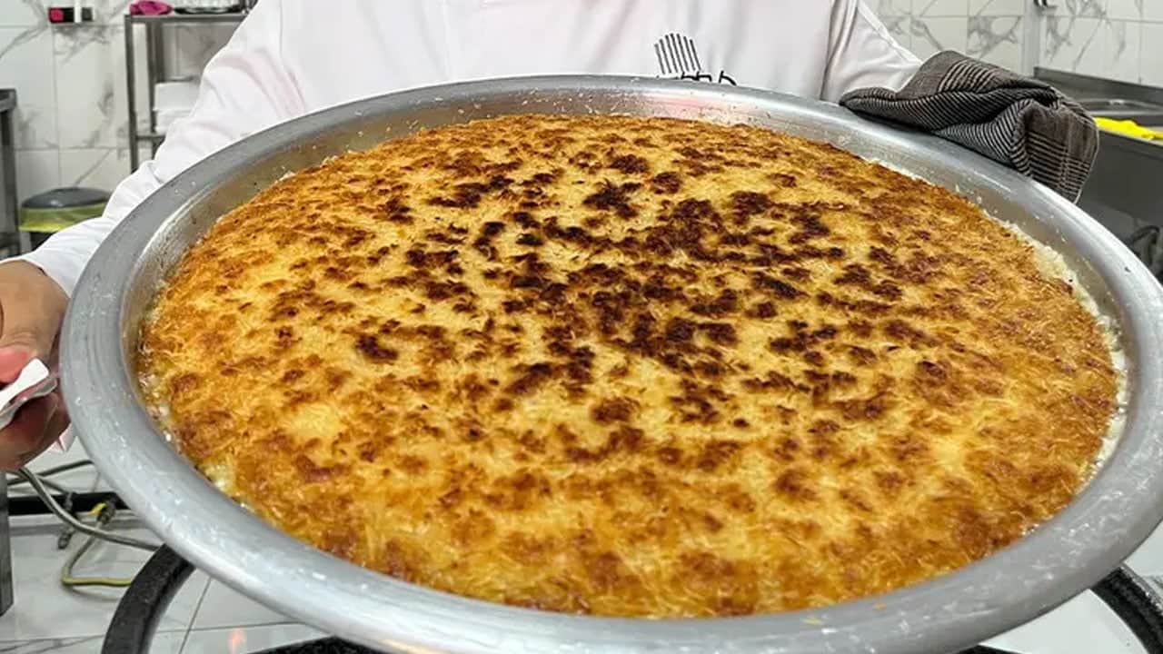 Foto - Dünyanın en iyi tatlısı Türkiye'den seçilmişti: Antakya künefesinin sırrı onda gizli... Herkesi şaşkına çevirdi