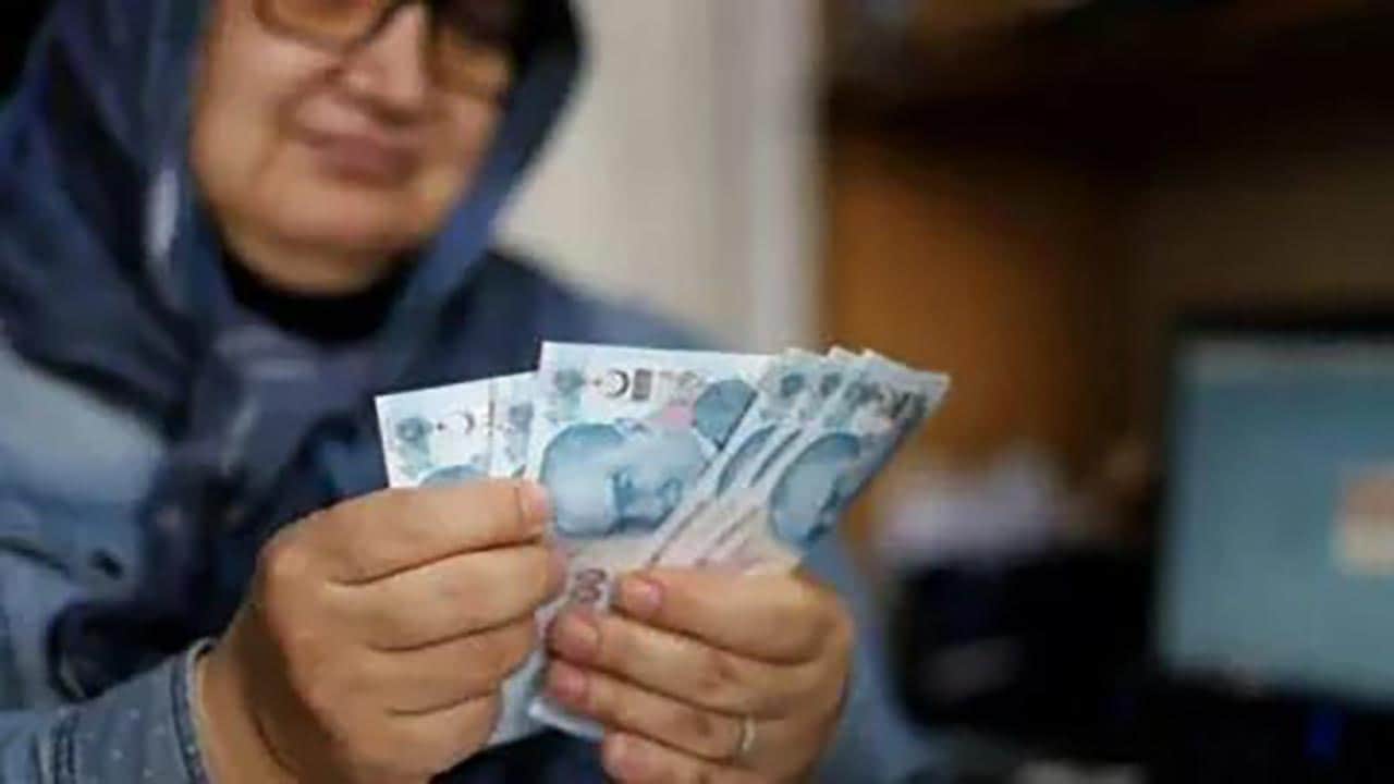 Foto - Düzenleme Meclis’te kabul edildi! Artık asgari ücretten az olmayacak