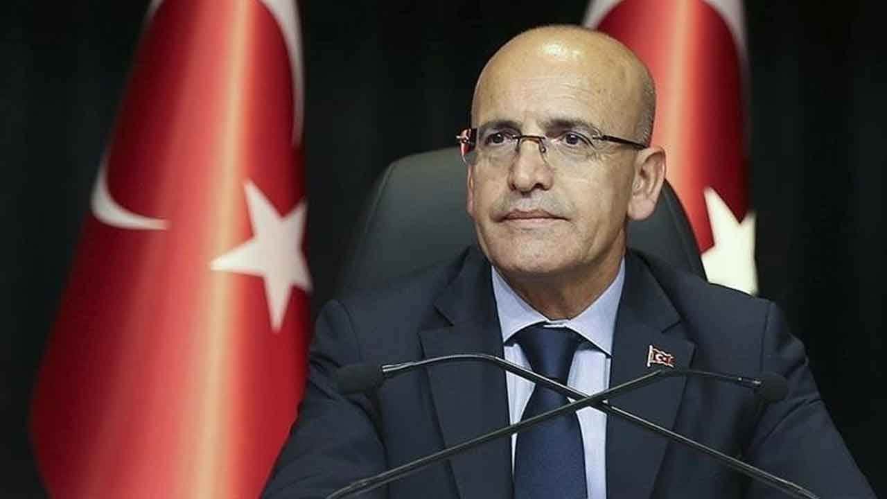 Foto - Ekonomiyi olumsuz etkileyen faktörü açıklayan Bakan Şimşek: Programımız değişmeyecek