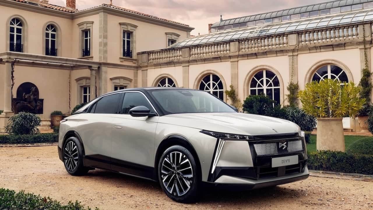 Foto - Elektrikli otomobilde yeni sayfa açıldı! DS N°8 Türkiye’ye 710 kilometrelik menzille geldi! 