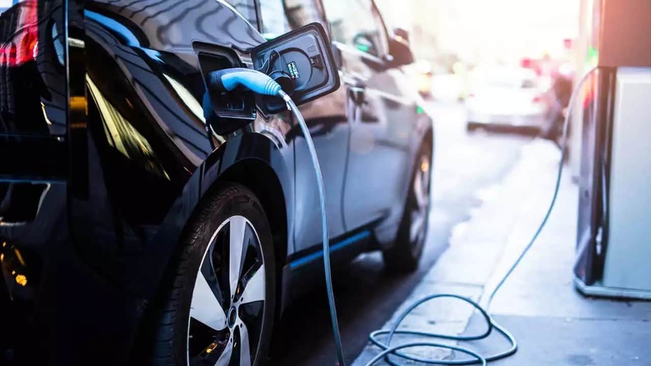 Foto - Elektrikli otomobiller fiyat yarışında hibritleri geride bıraktı